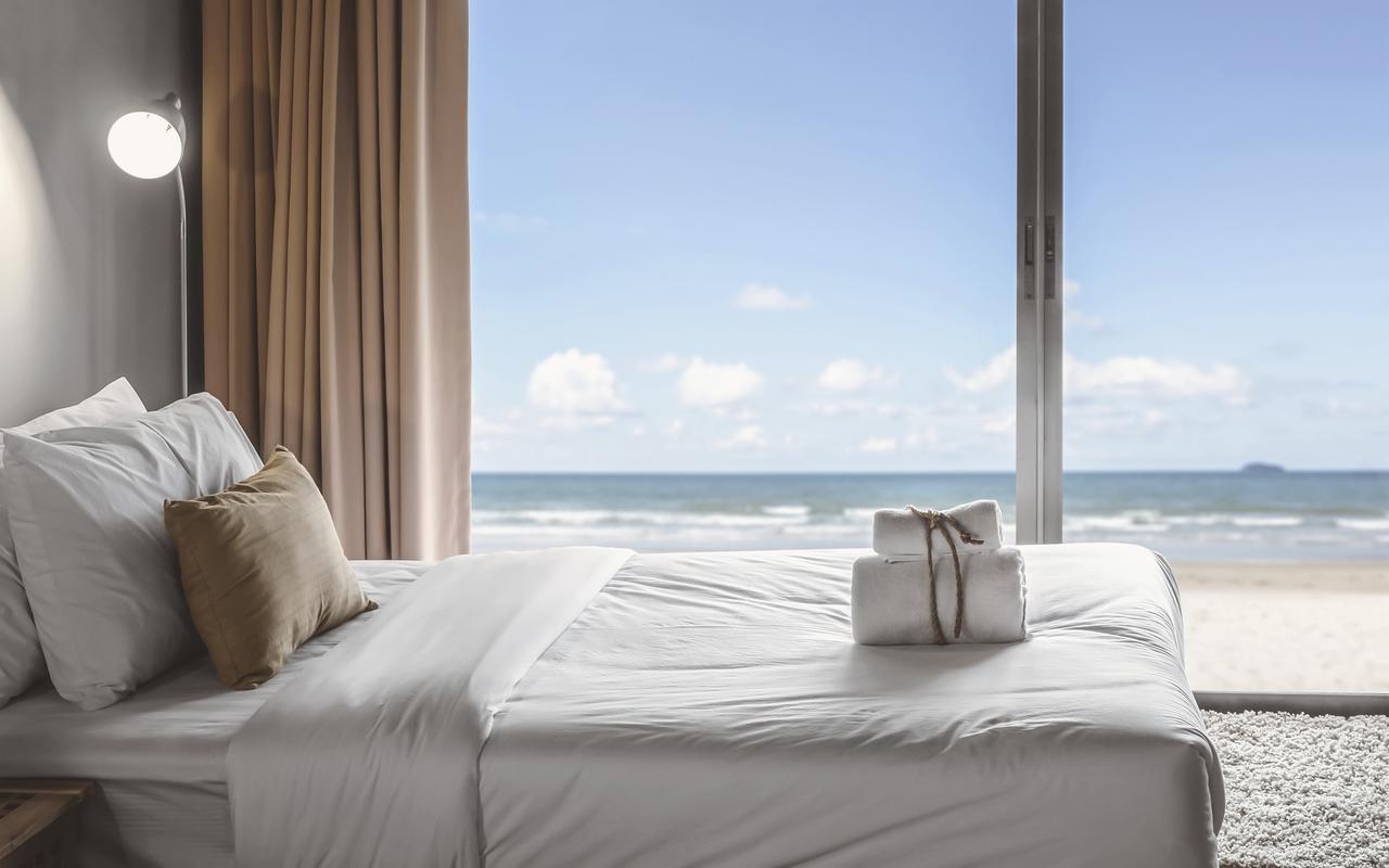 Ocean Front Apartments First Line To The Beach Tel Aviv Eksteriør billede